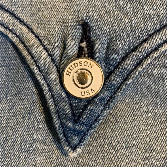 Hudson Croxley Mid-Rise Short - Picture 12 of 12